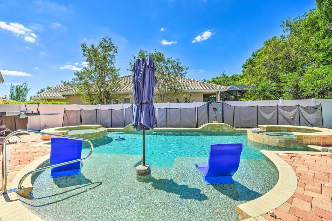 Sun-Soaked Sarasota Oasis With Pool And Hot Tub! Exterior foto